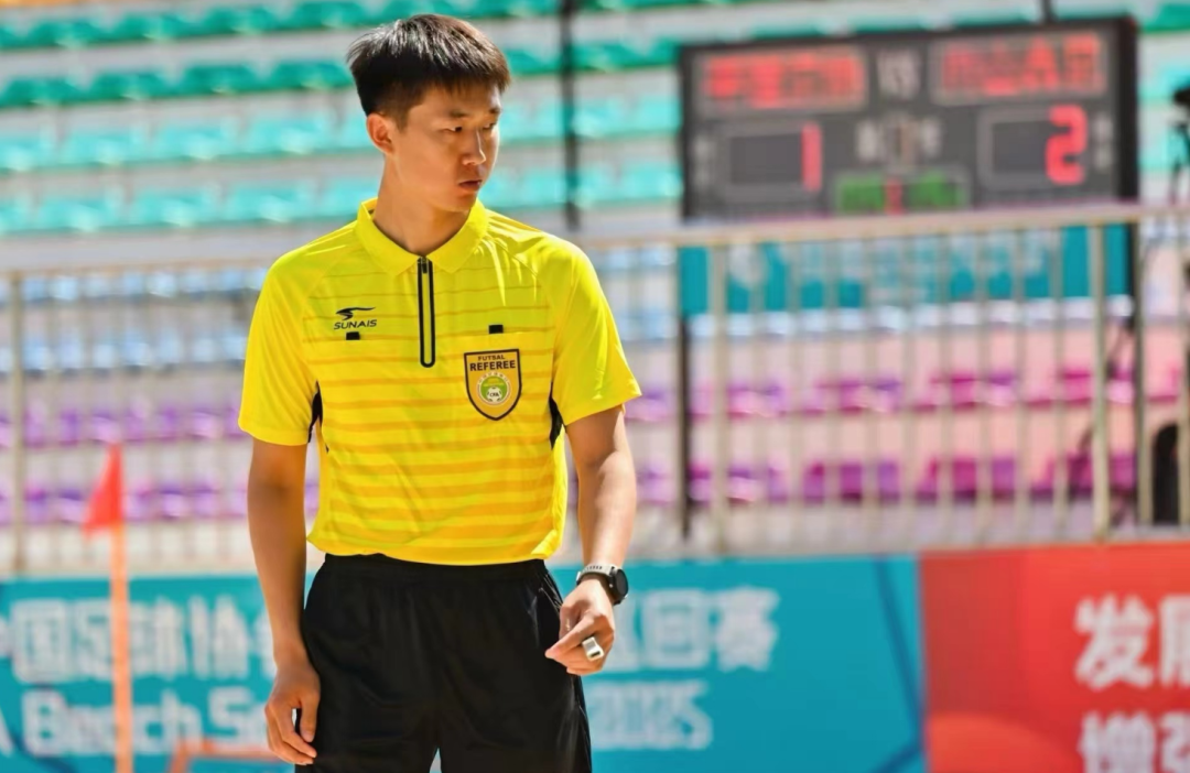 ���ӱ��峬����Ļս���մ��� ������׼������