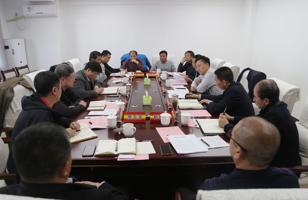 ���ֳ����˵�Ӱ
�ֳ�������һ��Ӧ���������˵�Ӱ
���콻��