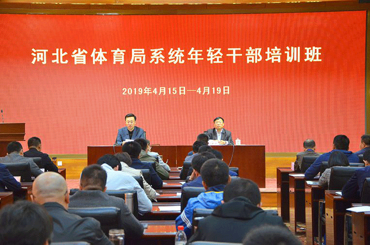 ����������Ϊ�ĳ����˵�Ӱ
�� ���������˵�Ӱ
ϵͳ����ɲ���ѵ�࿪��