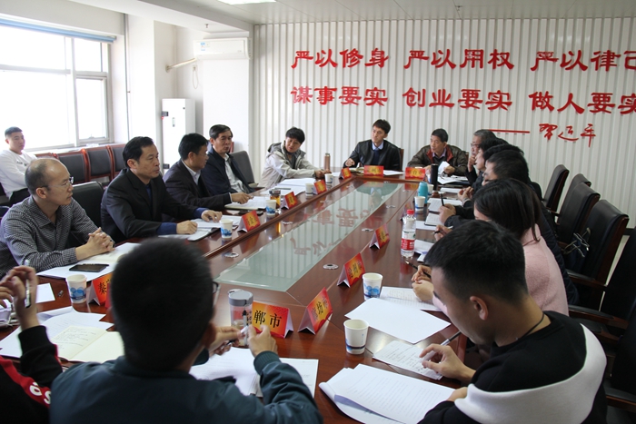 �����˵�Ӱ
�ٿ�������򳡵���ʩ�����ƽ���