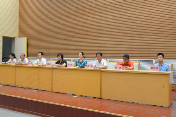 �����˵�Ӱ
�ٰ�����һ���������ָ��Ա��ѵ��