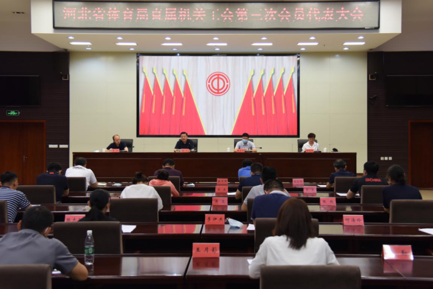 �����˵�Ӱ
ֱ�����ع�������λ�Ա���������ʯ�ٿ�