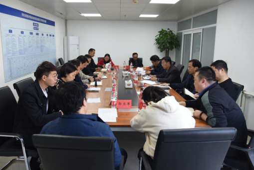 �����˵�Ӱ
�ٿ�������ҵ��̸��