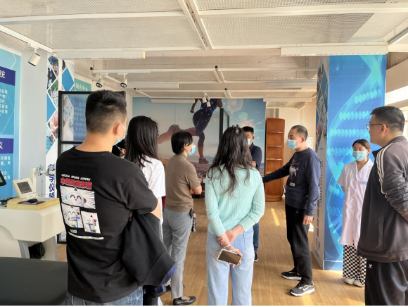 �����2023���ѧ�����ռ�ϵ�л�ڶ��ڡ����ذ��ӱ������