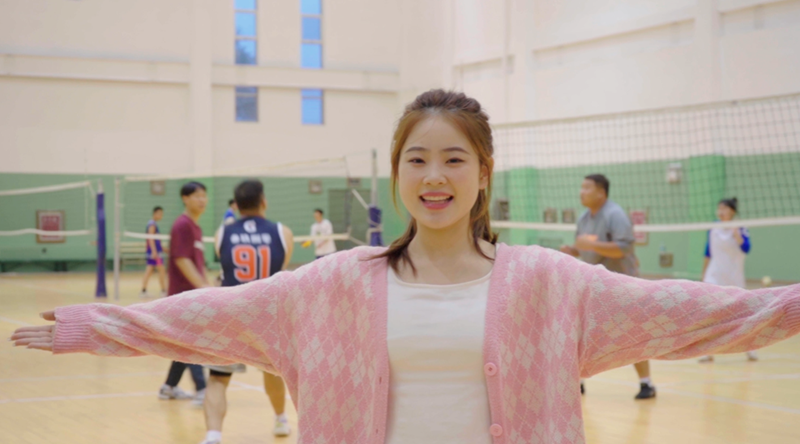 �����˶����ġ�����ǽ���߶���ʵѵ���������.....���������й��ĸ���ȥ�����˵�Ӱ
��Щ����תת��~