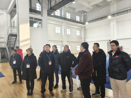 �����˵�Ӱ
���Ŵ���ѧ�ڽ�ѧ׼����������չ��ѧ���м��