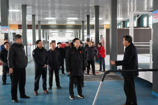 �Ŵ����������˵�Ӱ
����