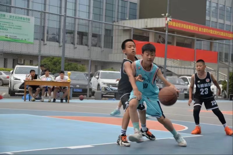 2024�����˵�Ӱ
��������Uϵ��������Բ����Ļ