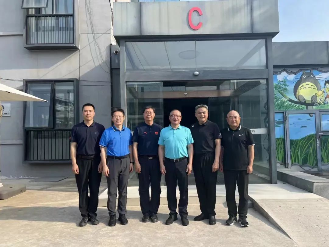 �����˵�Ӱ
Ժ�����ĸ�һ�и��й��߶�����Э����̸��������