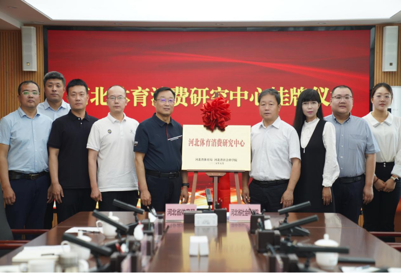 <b>�����˵�Ӱ
�����о����ĳ���</b>